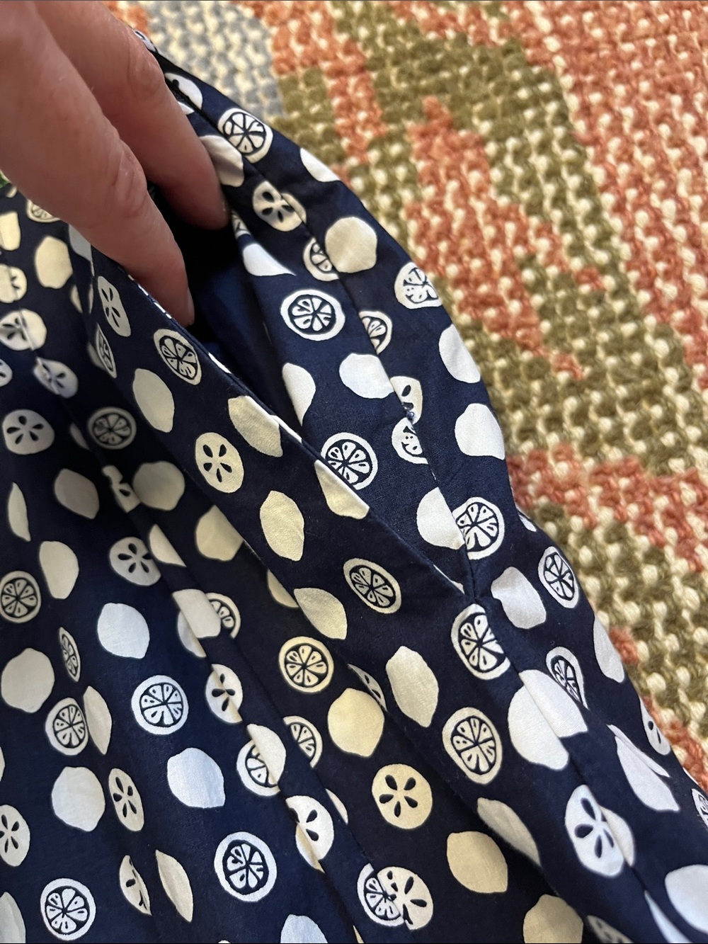 Lilly Pulitzer Lemons and Limes Pleated A Line Skirt Navy White Size 4 - Picture 8 of 12